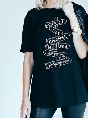 NWOT Black Graphic Unisex Fashion Cotton Tee